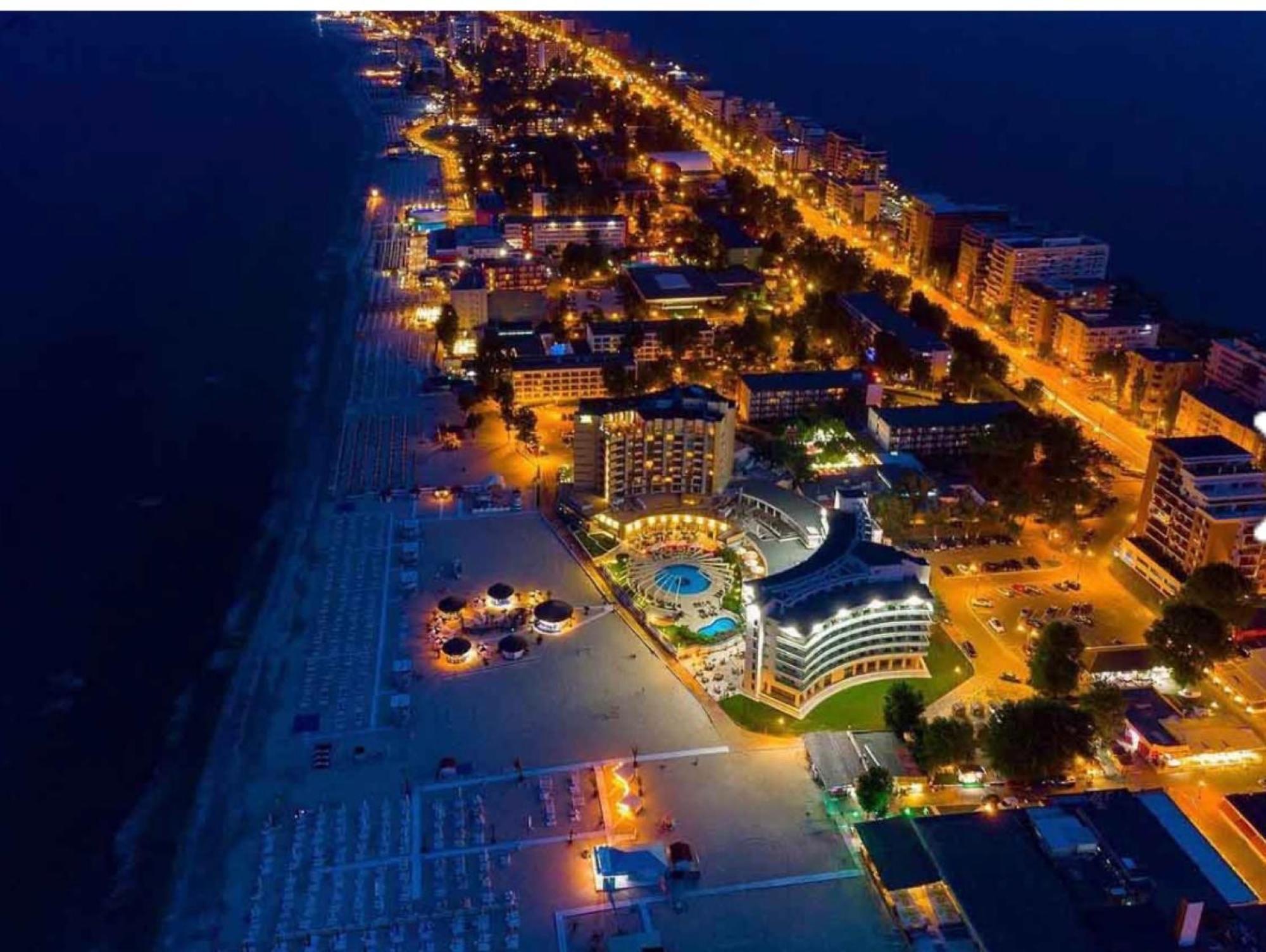 Lake Apartments Solid Mamaia Exterior foto